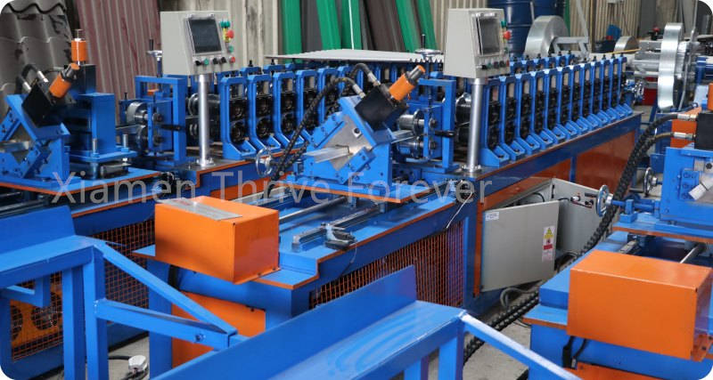 China steel strack roll forming machine