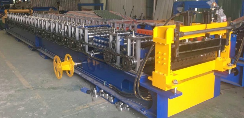 Australian rolling door forming machine