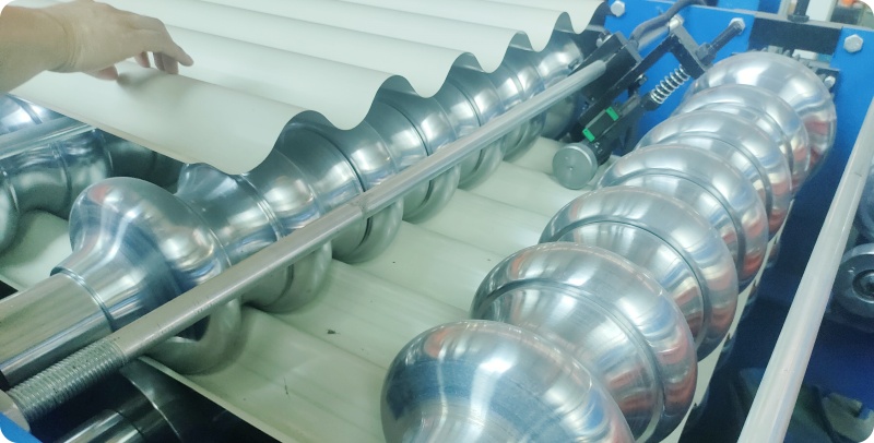 corrugated-roof-roll-forming-machine