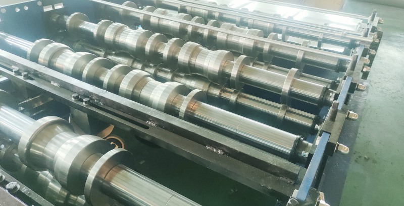 roll-forming-equipment
