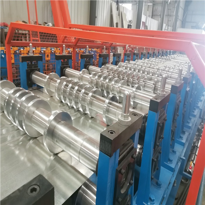 What are the Security Risks of Roll Forming Machines?