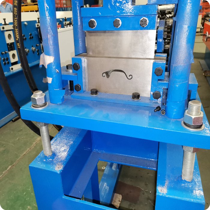 Rolling Shutter Machine
